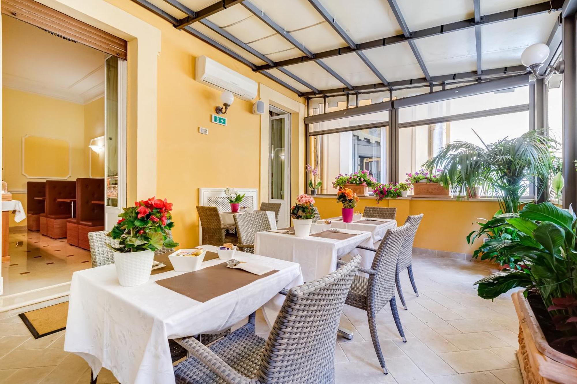 Hotel Cellini Рим Экстерьер фото