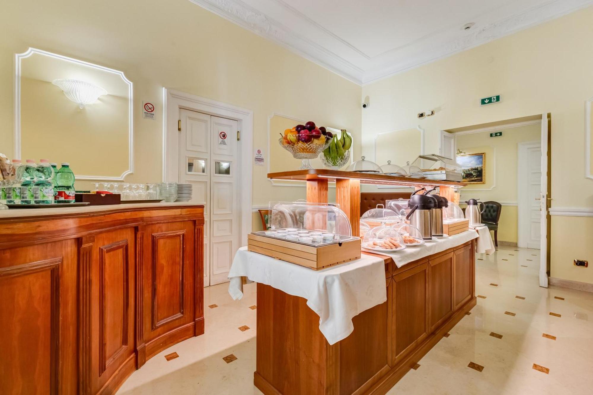 Hotel Cellini Рим Экстерьер фото