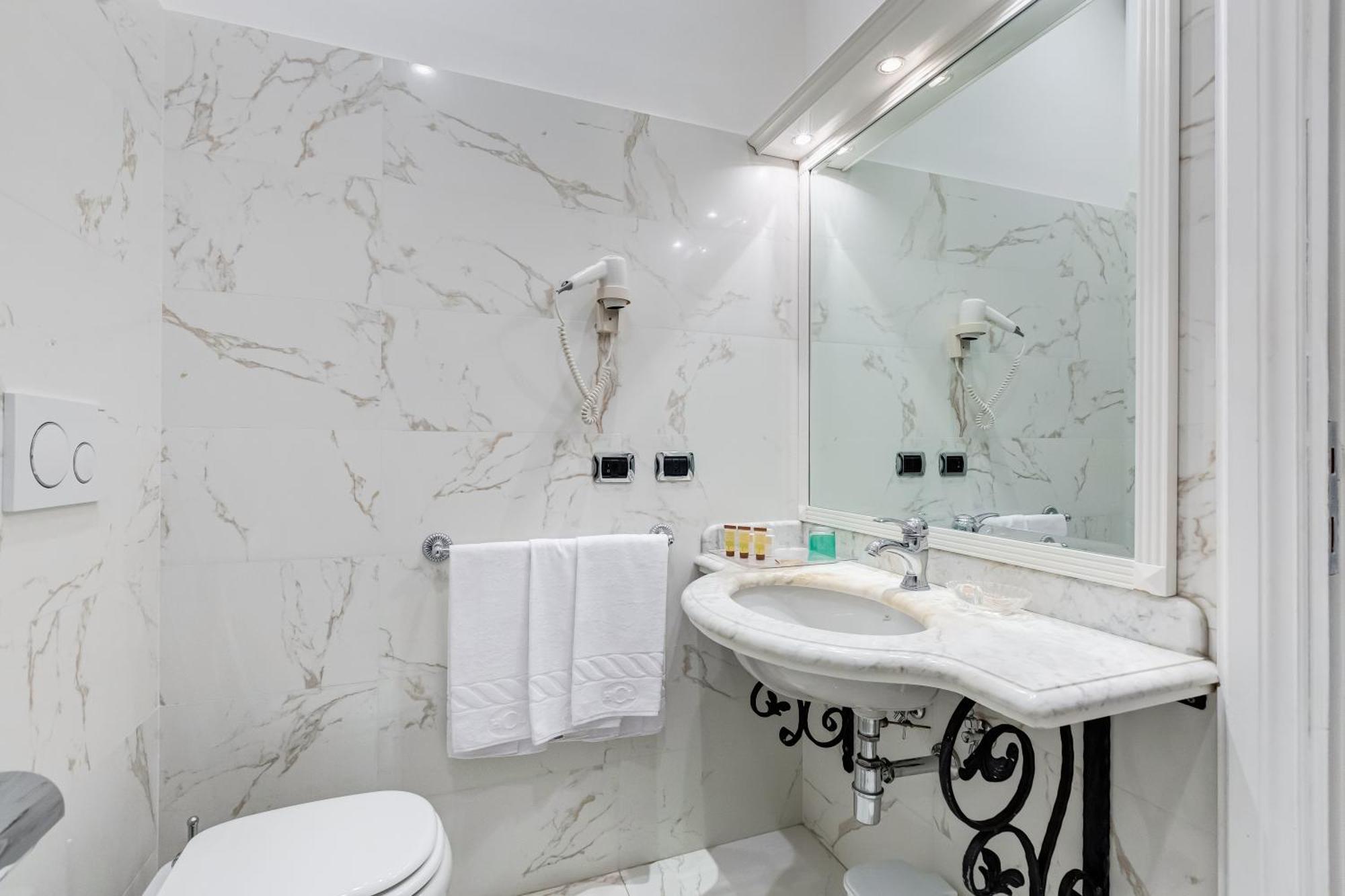 Hotel Cellini Рим Экстерьер фото