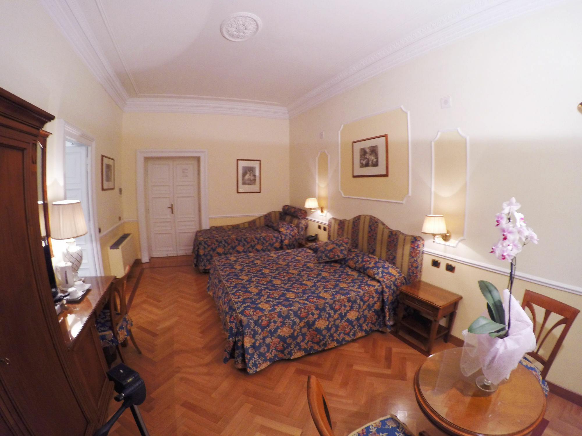 Hotel Cellini Рим Экстерьер фото